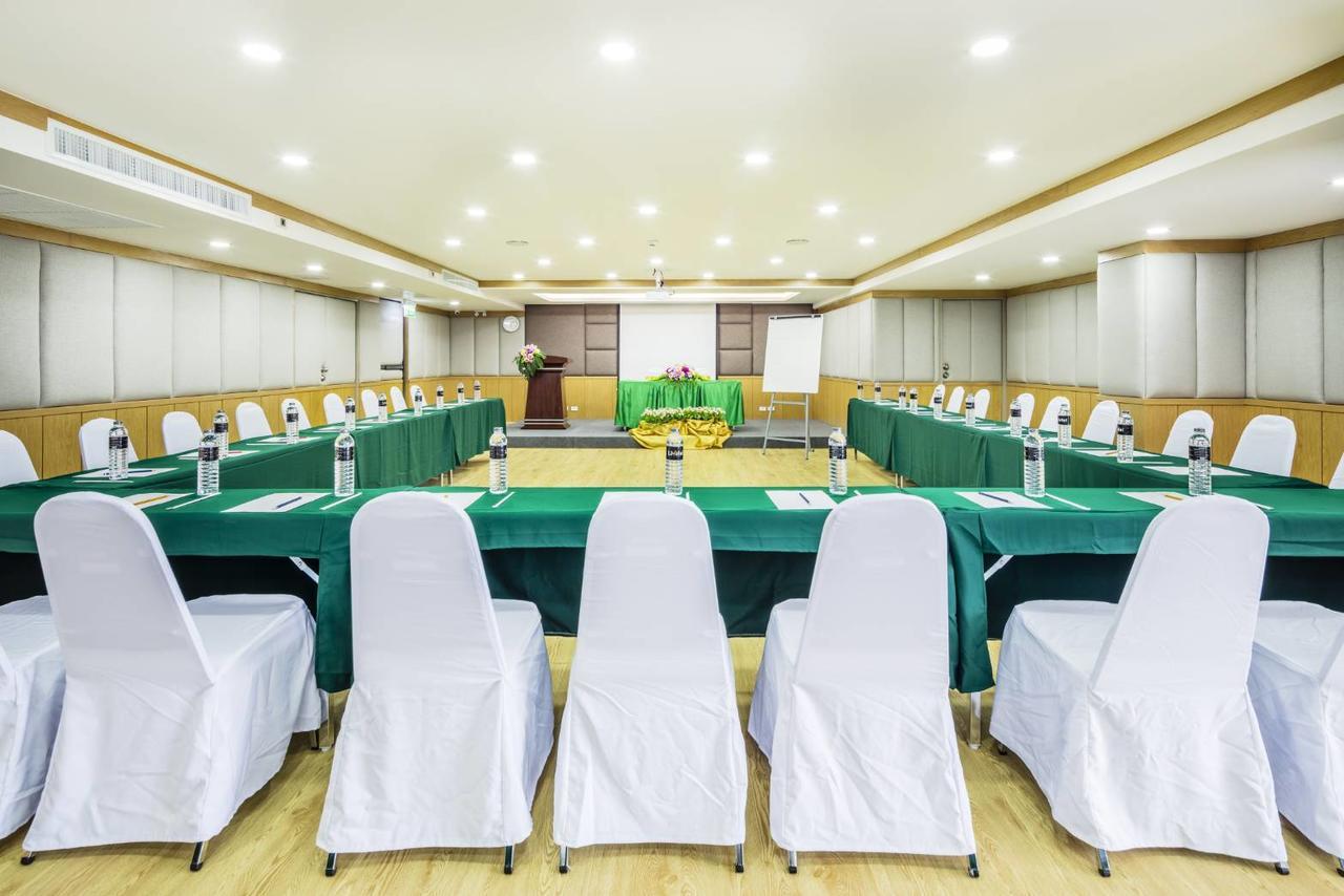 Livotel Hotel Hua Mak Bangkok Dış mekan fotoğraf