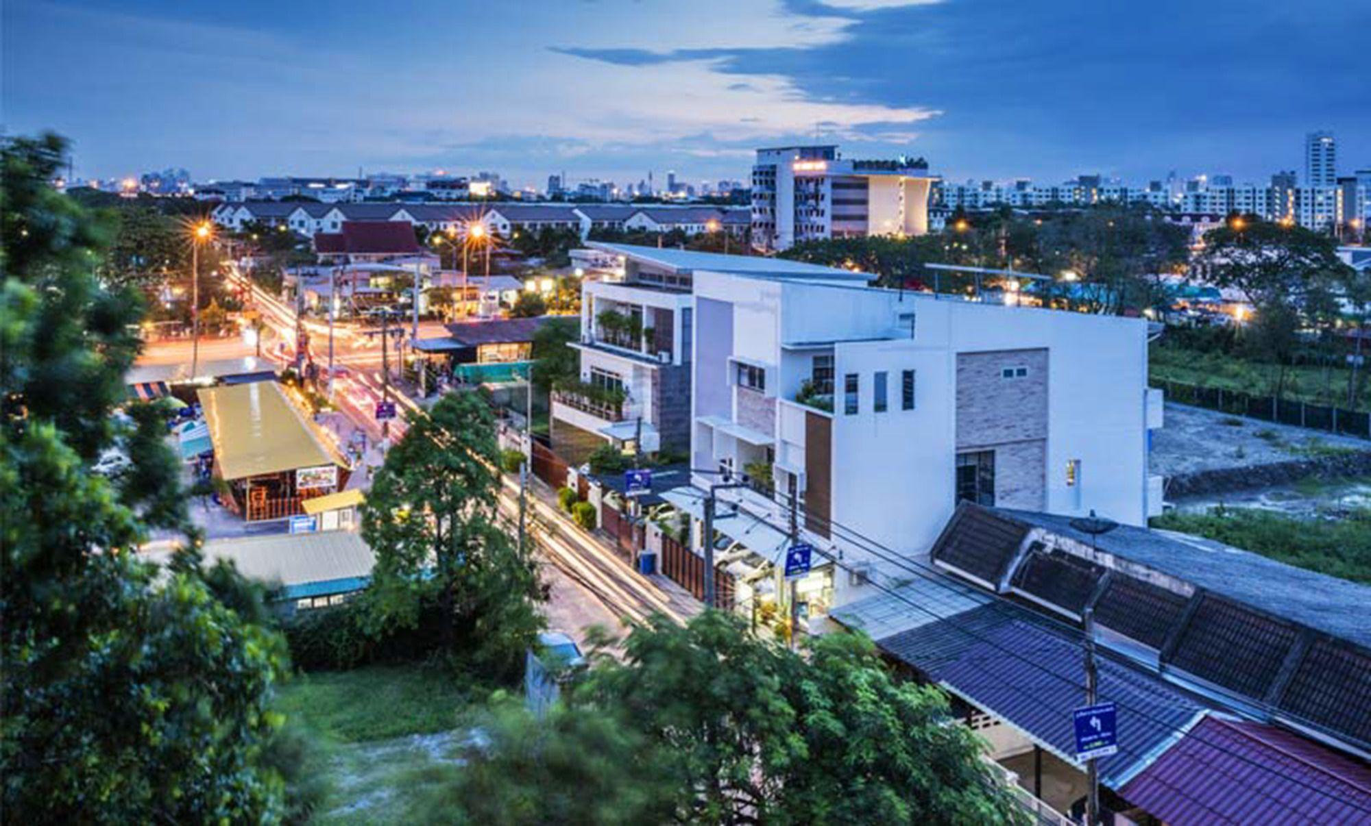 Livotel Hotel Hua Mak Bangkok Dış mekan fotoğraf